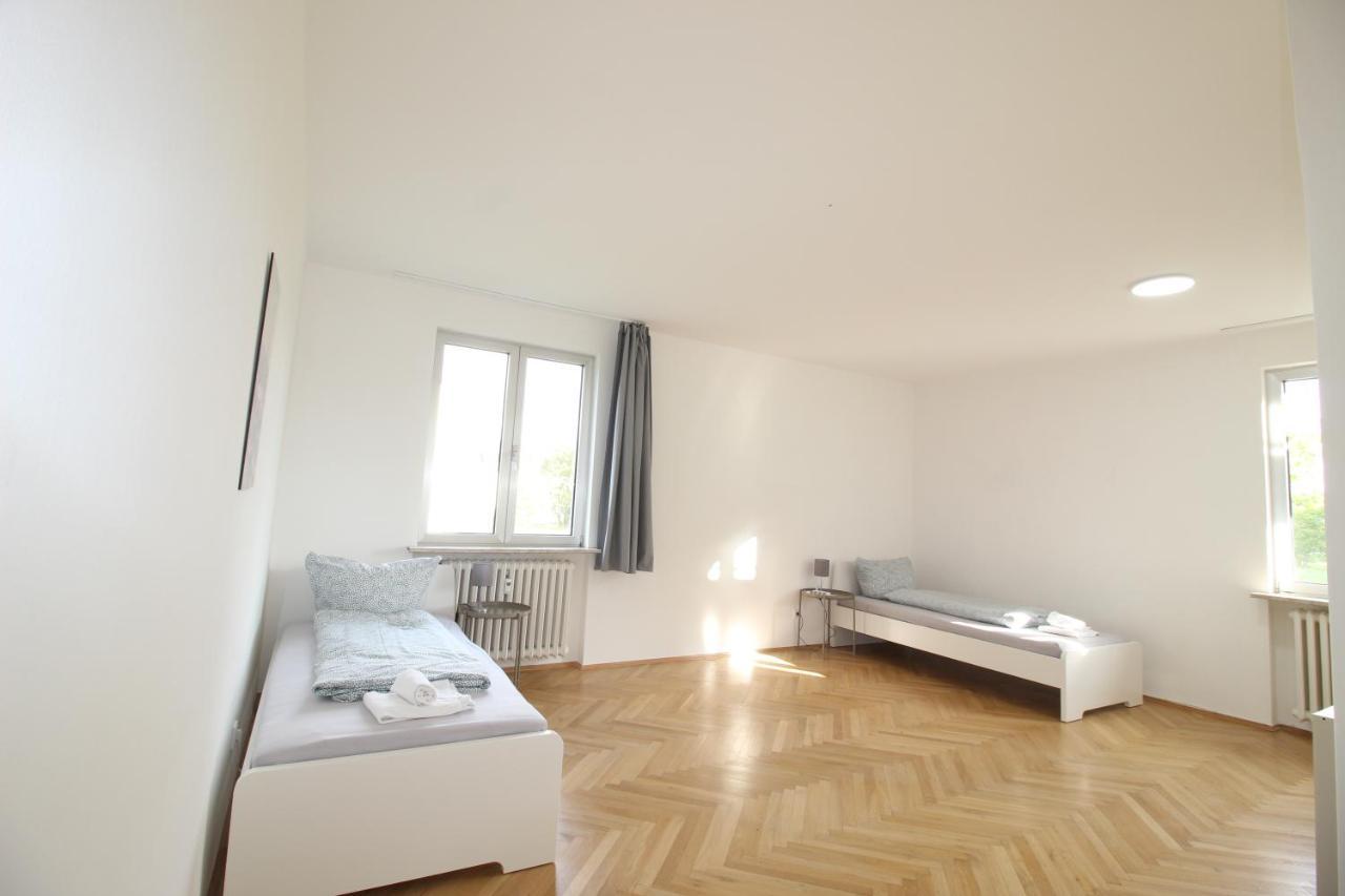 Mowo Marshall 8 - Apartmenthaus Kitzingen - Grosszuegige Wohnungen Fuer Je 6 Personen Mit Balkon Exterior photo