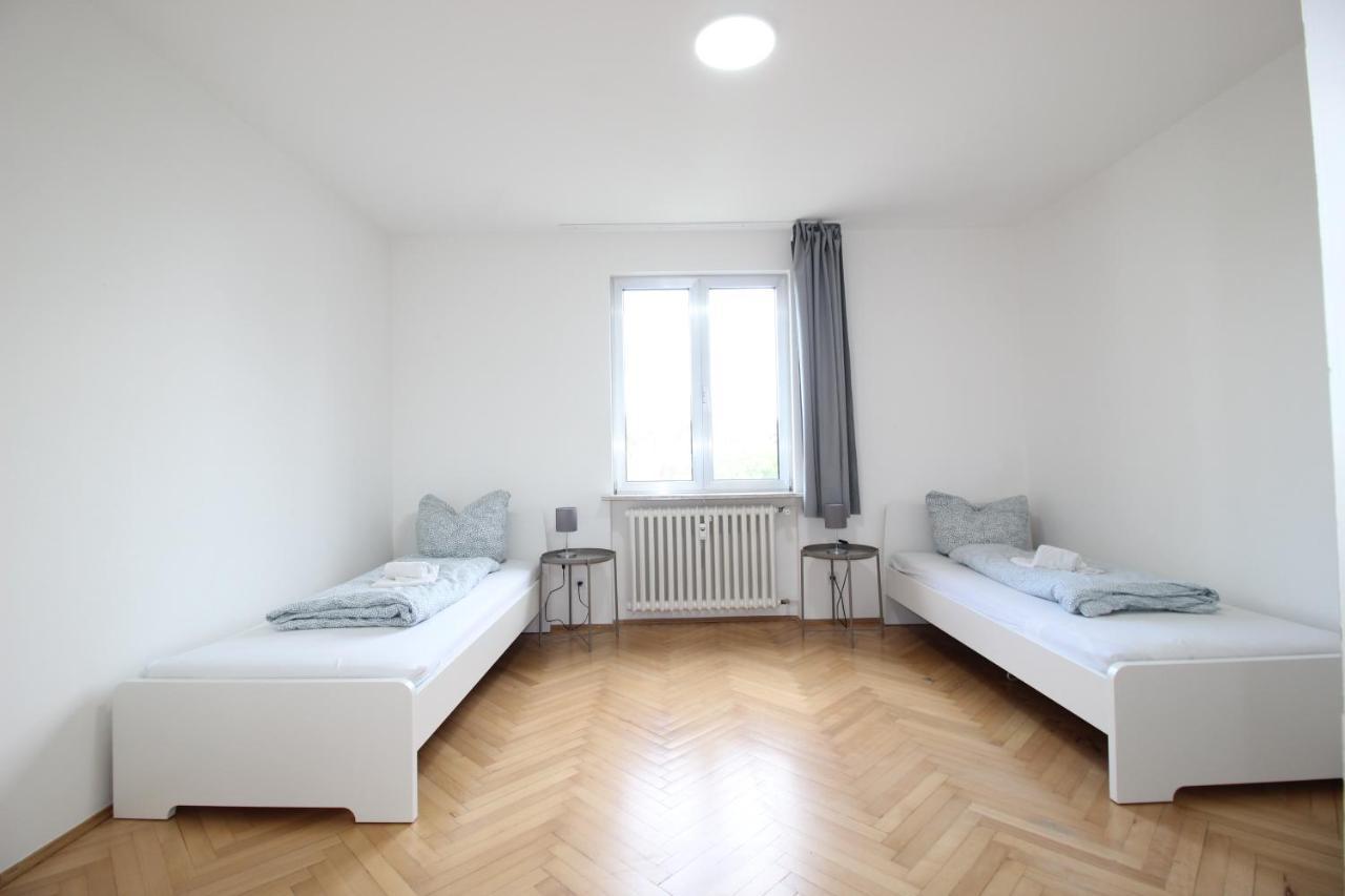 Mowo Marshall 8 - Apartmenthaus Kitzingen - Grosszuegige Wohnungen Fuer Je 6 Personen Mit Balkon Exterior photo